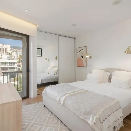 Baia I By An Island * Φουνκάλ