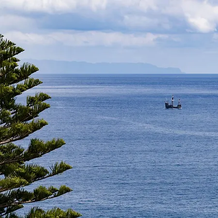 Baia I By An Island Daire